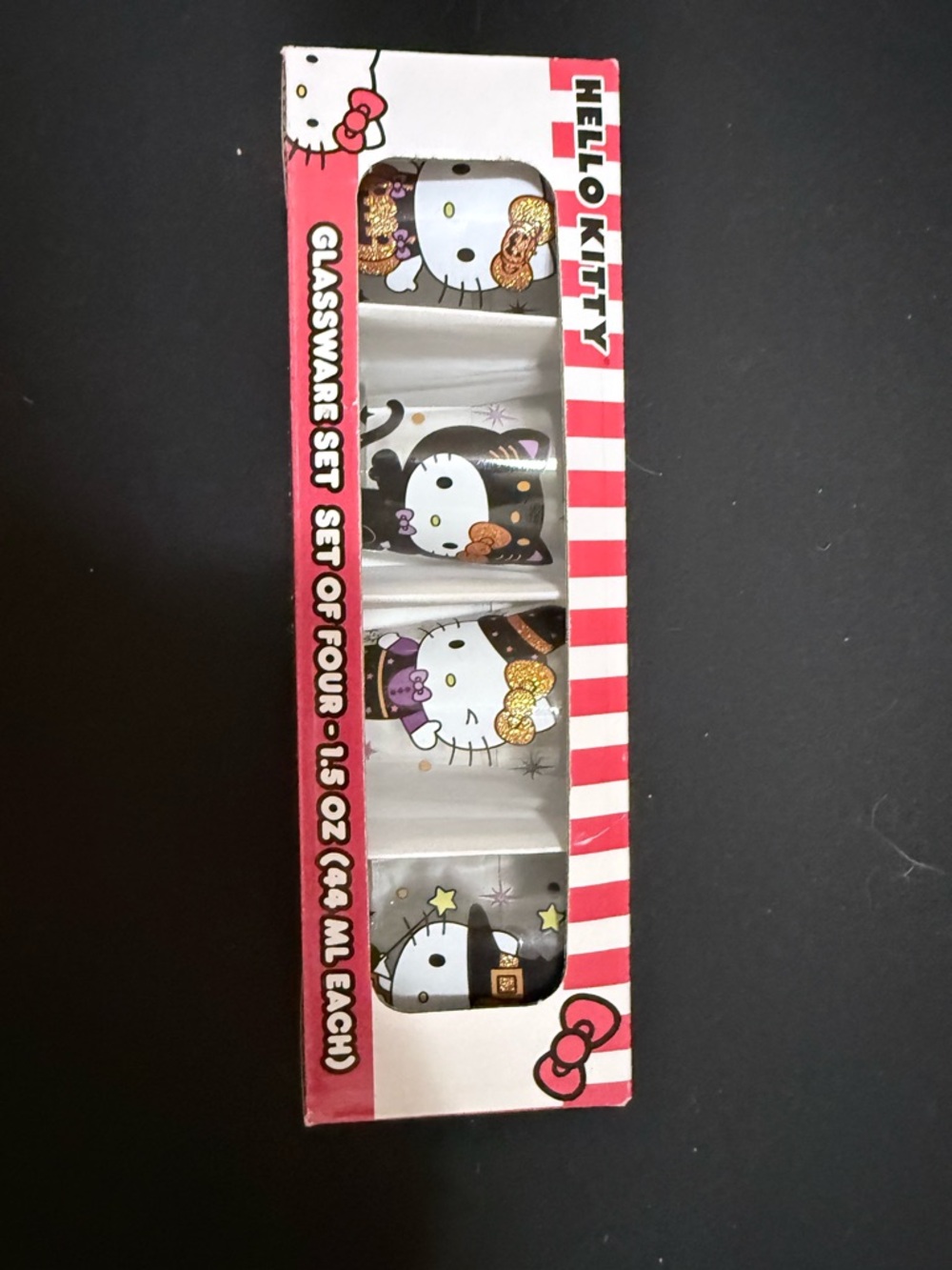 Hello Kitty Halloween Shot Glass Set (4)